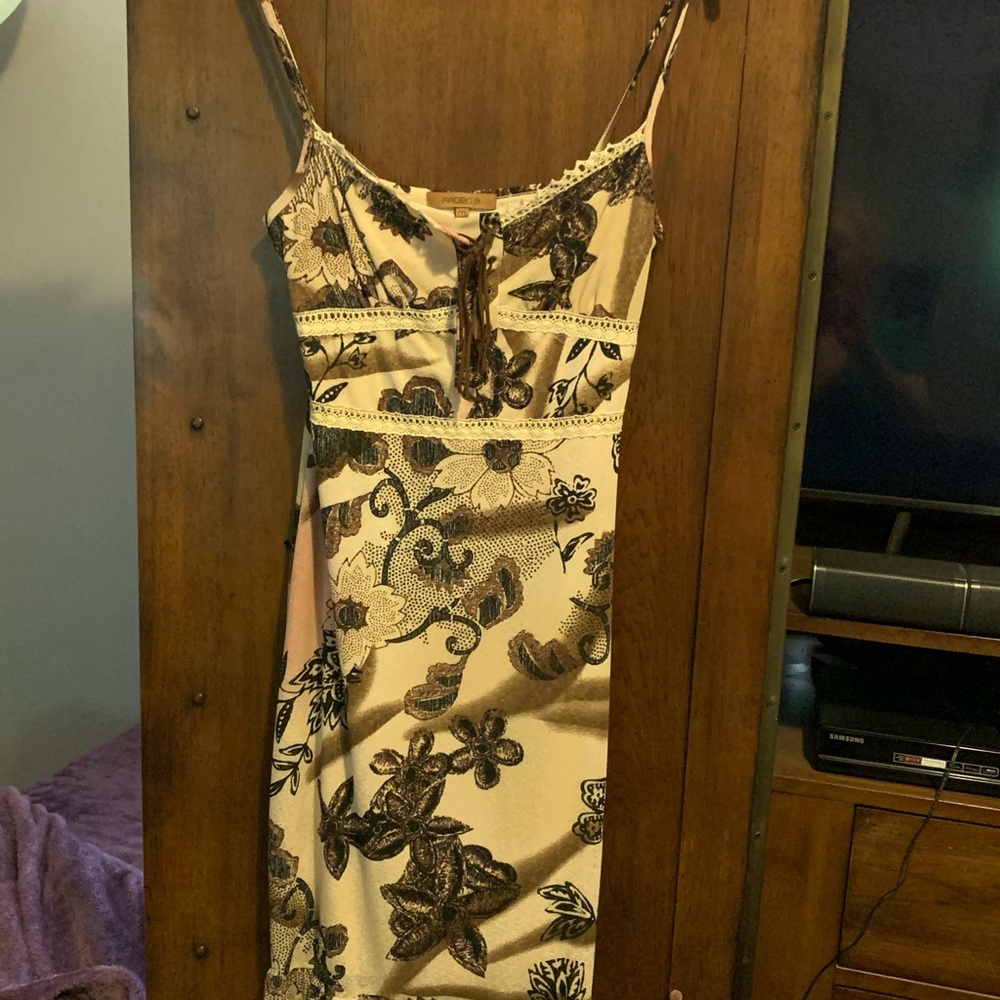 Arden B Floral Dress in Cream and Brown and Pink